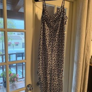 Bebe Black and White Patterned Midi Dress size small